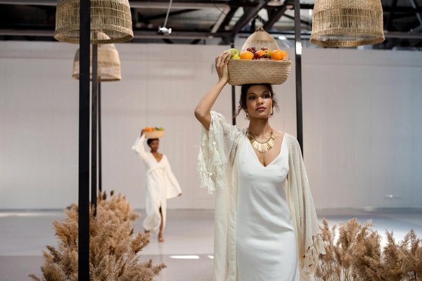 Les 10 tenues de printemps à avoir dans son dressing